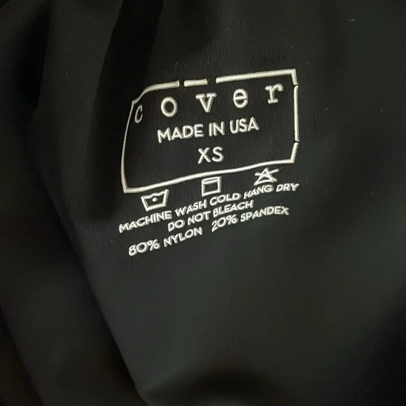 ⭐️New⭐️Cover Swim Smocked Strapless Dress